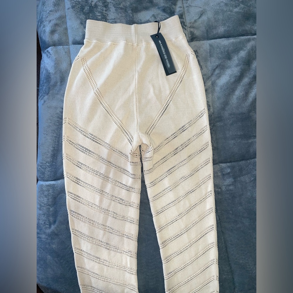 Brand new waisted contour leggings from Maniere de voir. Never been worn.
